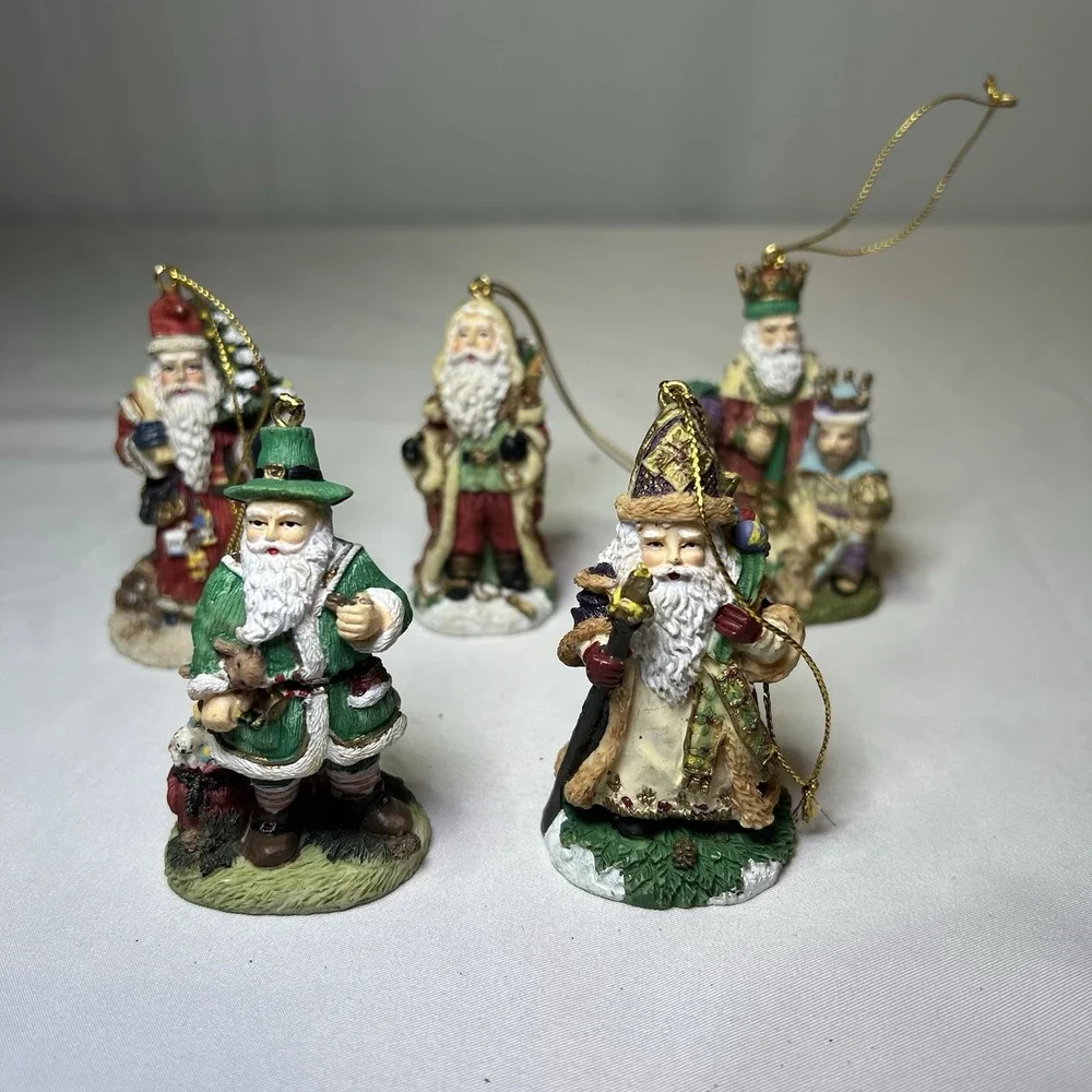 Lot of 5 Vintage 1990s World‎ International Santa Claus Christmas Collection
